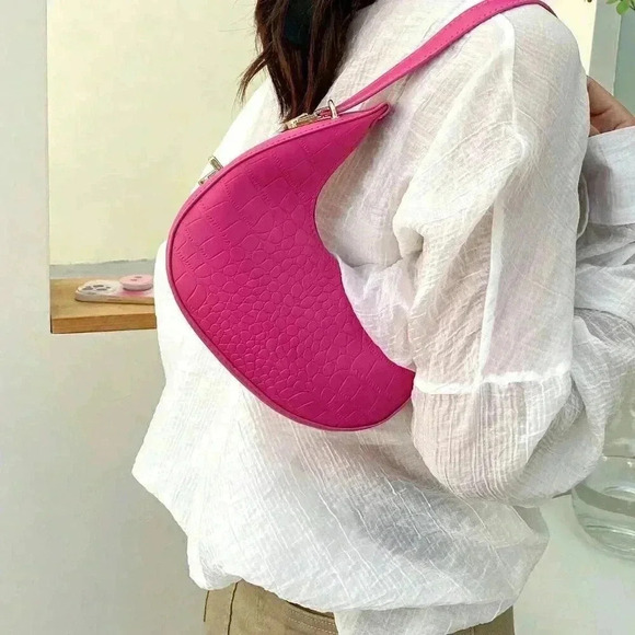 Hot Pink Casual Women's Solid Color Crocodile Pattern Shoulder Bag - Picture 2 of 6